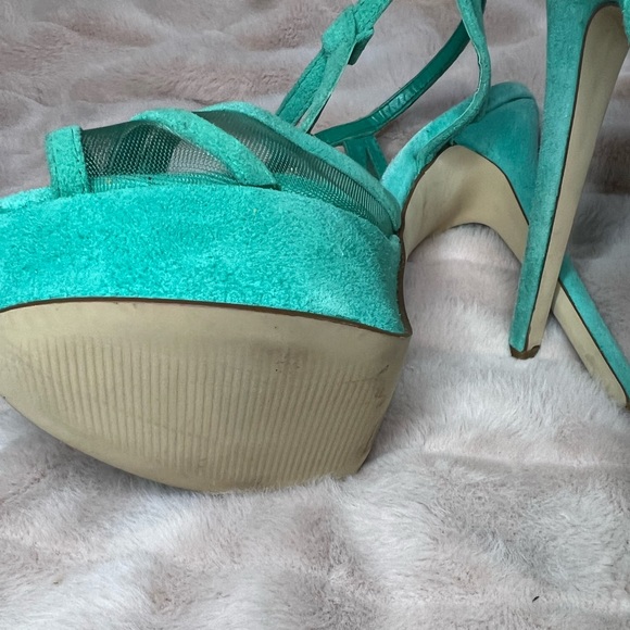 ALDO Sued High Heels - Picture 6 of 7